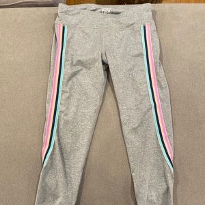 Like new! Athleta Girl capri leggings.